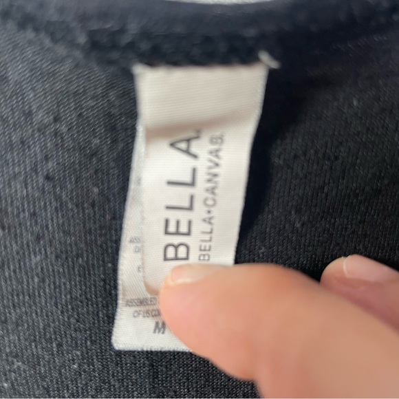 FREE ADD ON ITEM 🖤Bella Unicorn Workout Tank - Picture 2 of 4